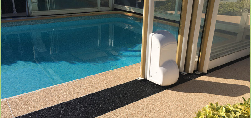 La décoration extérieure - Resimarmo autour d'une piscine près de Nice - décoration extérieure