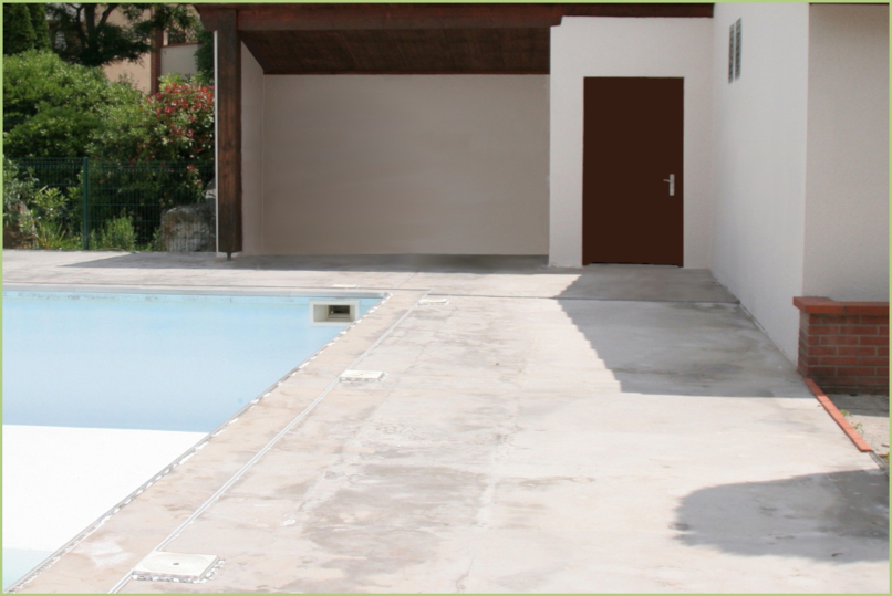 Une plage de piscine Avant intervention